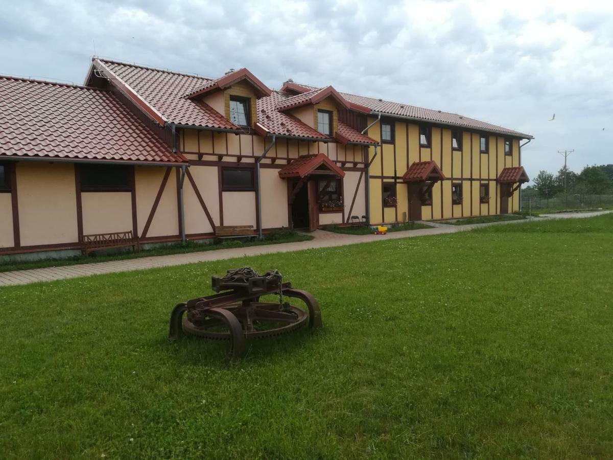 Pensjonat Przy Stajni Kierzkowo  Exteriör bild